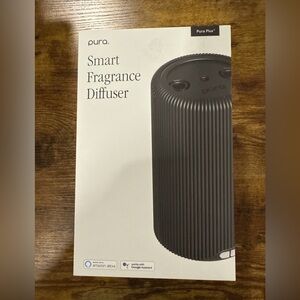 Pura Plus - Smart Fragrance Diffuser for Large Spaces - Black No Fragrance. NIB.